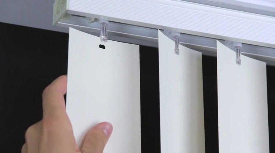 Cómo Limpiar Cortinas de Bandas Verticales