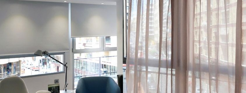 estores enrollables blackout Motorizadas con Cortinas de Voile