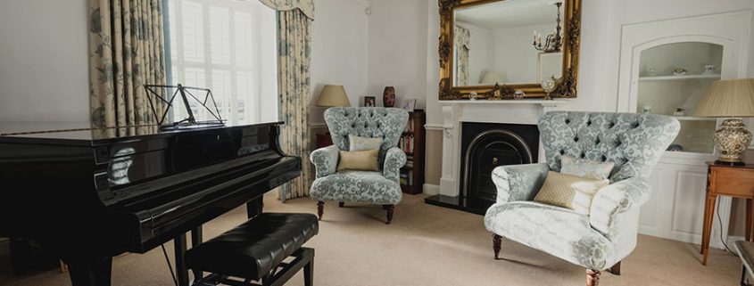 Cortinas Persianas y Visillos