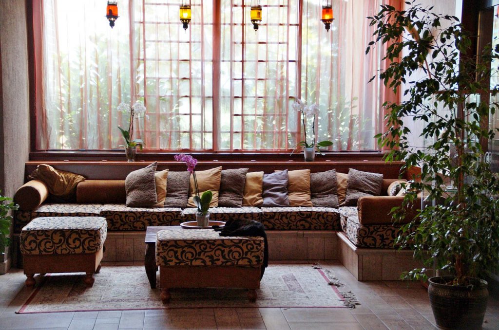 Cómo Elegir Cortinas para Lobby de Hotel