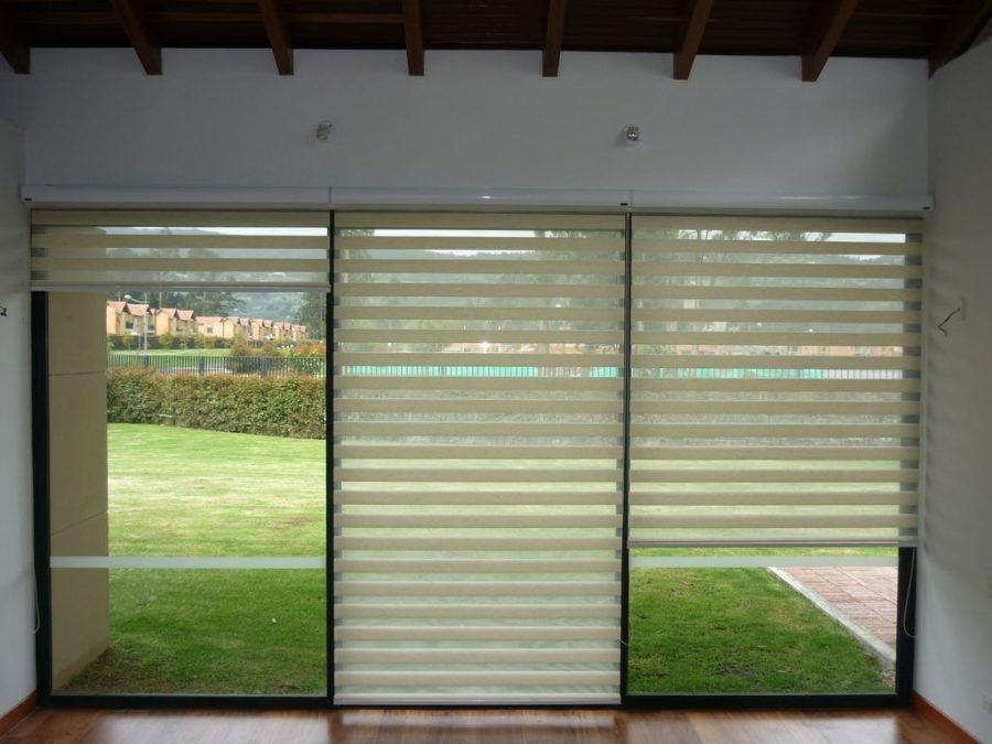 Cortinas de Acción Horizontal y Cortinas de Acción Vertical